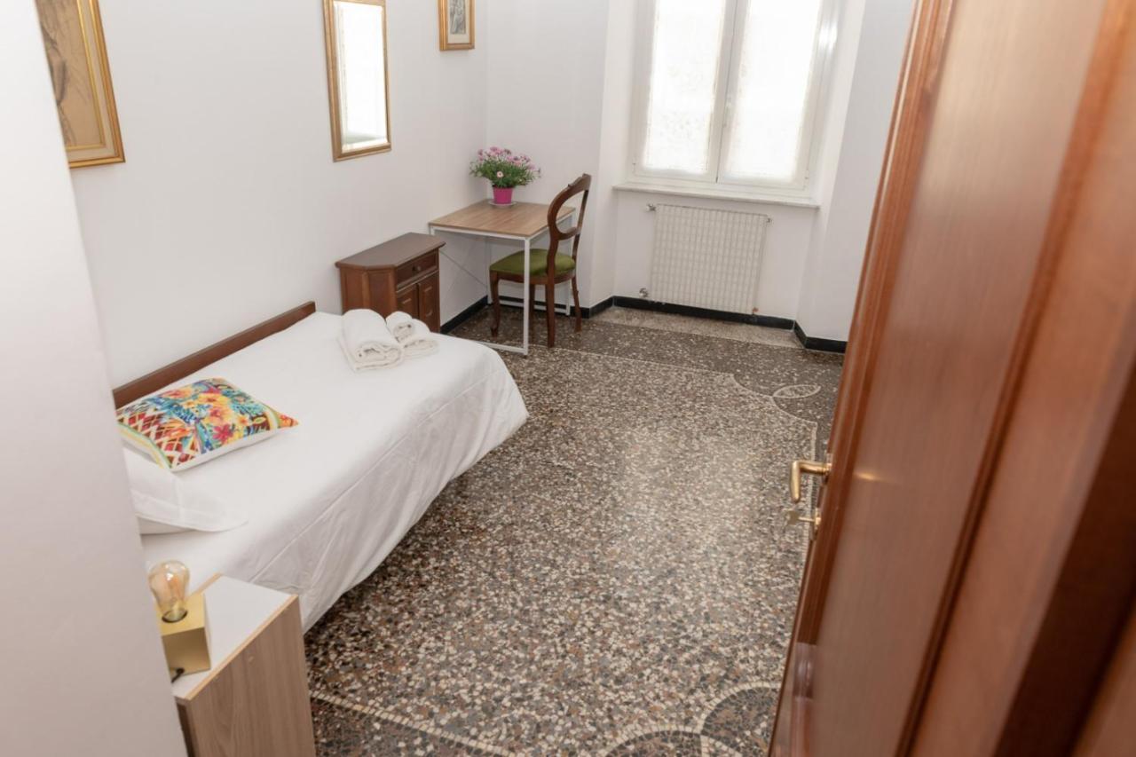 Living Sestri Airport Apartment Genoa Ngoại thất bức ảnh